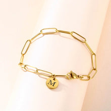 Lade das Bild in den Galerie-Viewer, LOANYA Chain Armband mit Initiale JOUELEI